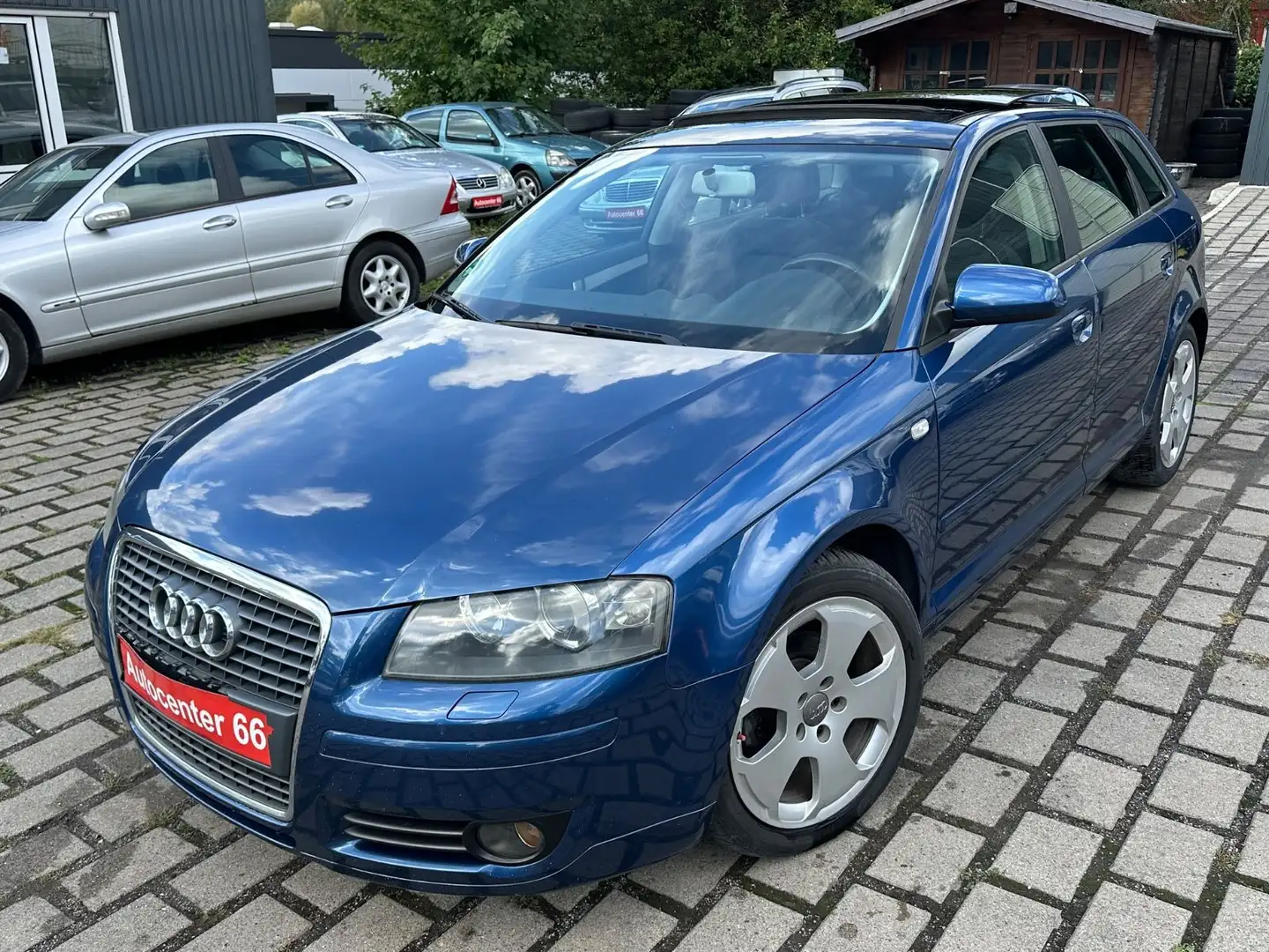 Audi A3 Sportback 1.6 FSI Ambition*PANO*XENON*TÜV NEU Blau - 1