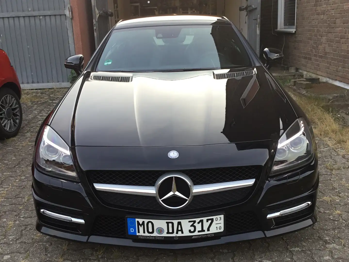 Mercedes-Benz SLK 350 SLK 350 (BlueEFFICIENCY) 7G-TRONIC Чёрный - 1