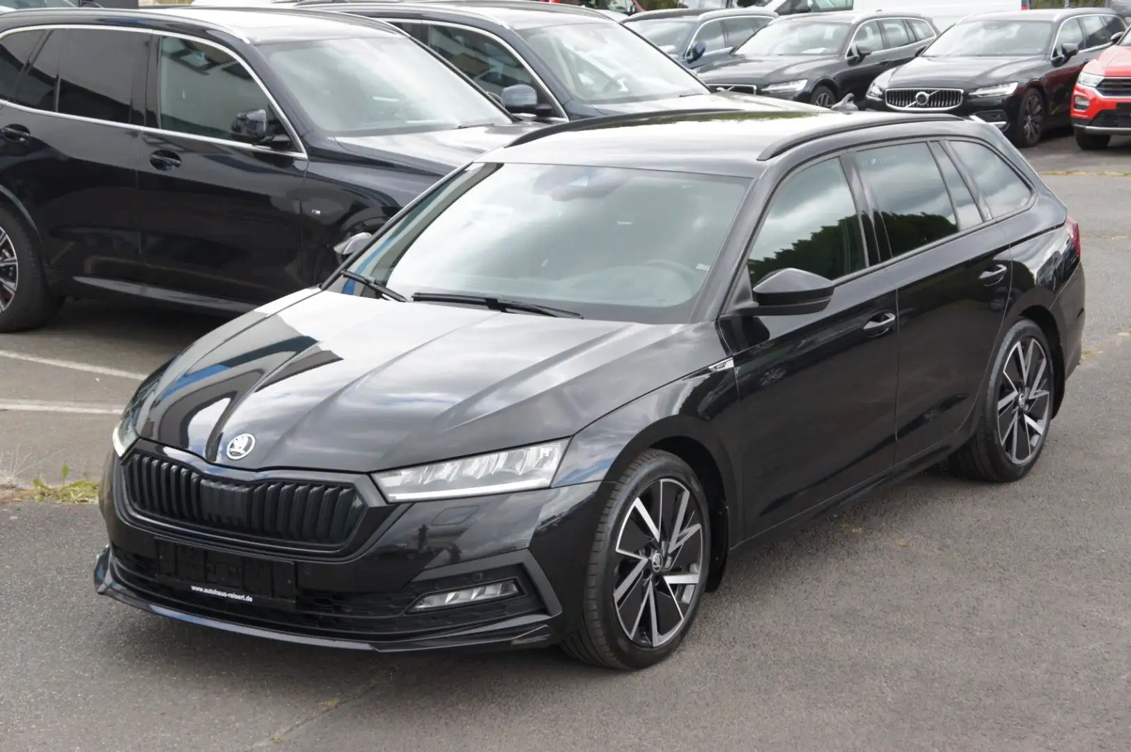 Skoda Octavia Sportline DSG*ACC*LED*HUD*WIPA*VIRTUAL* Schwarz - 1