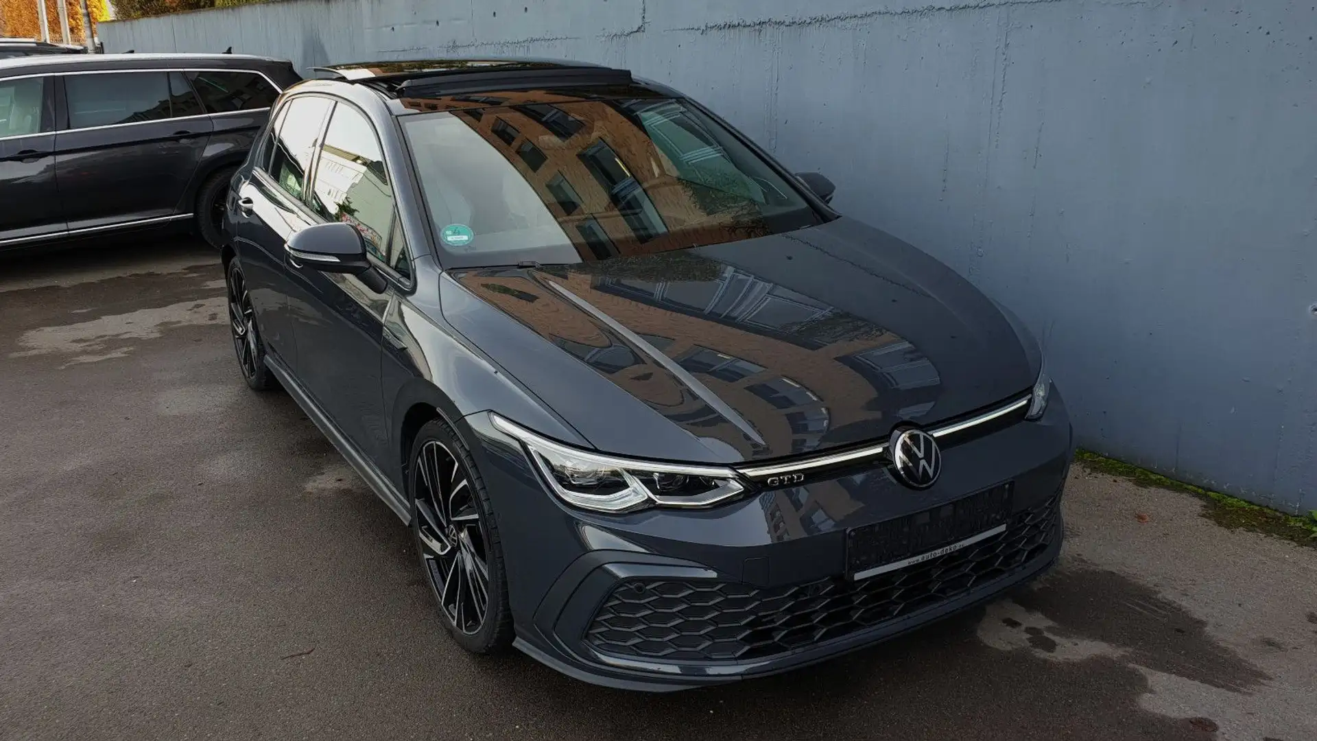 Volkswagen Golf 8 GTD DSG Pano/Matrix/DCC/Leder/H&K/ACC/Kam Grau - 2