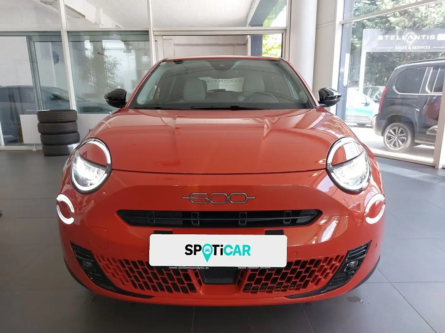 Fiat 600e 600 Elektro La Prima 54 kWh Orange - 2