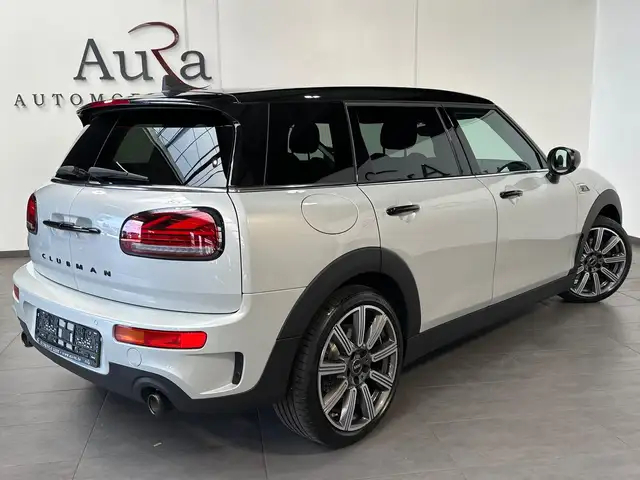 Mini Clubman view 4