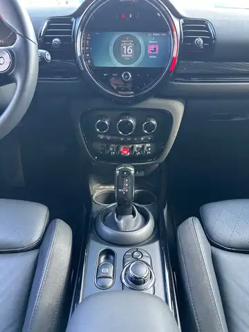 Mini Clubman view 13