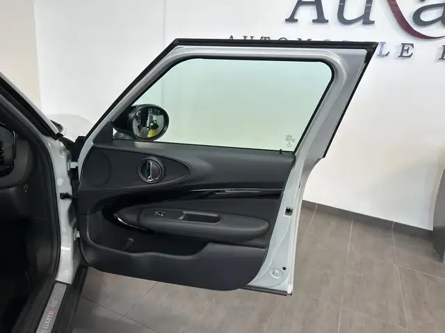 Mini Clubman view 7