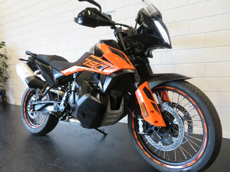 KTM 790 Adventure - foto 8