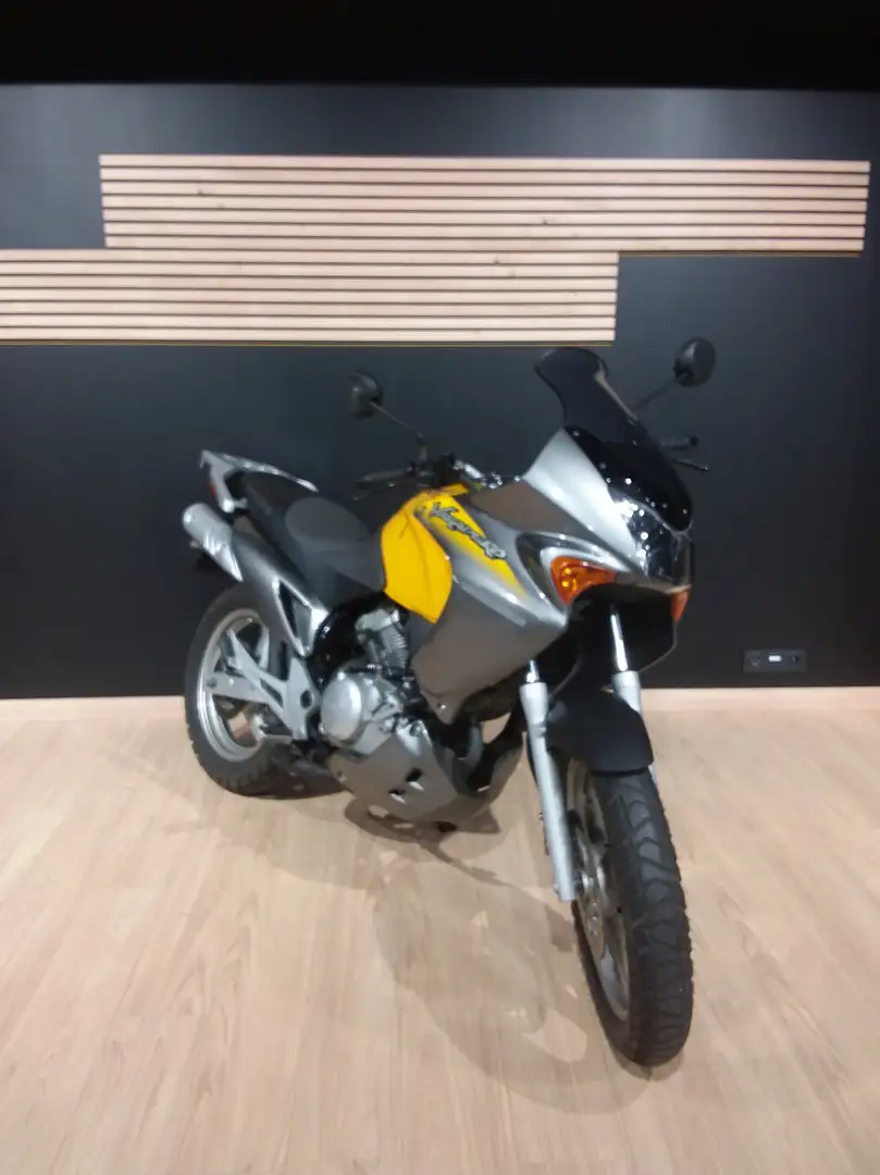 Honda Grigio - 2