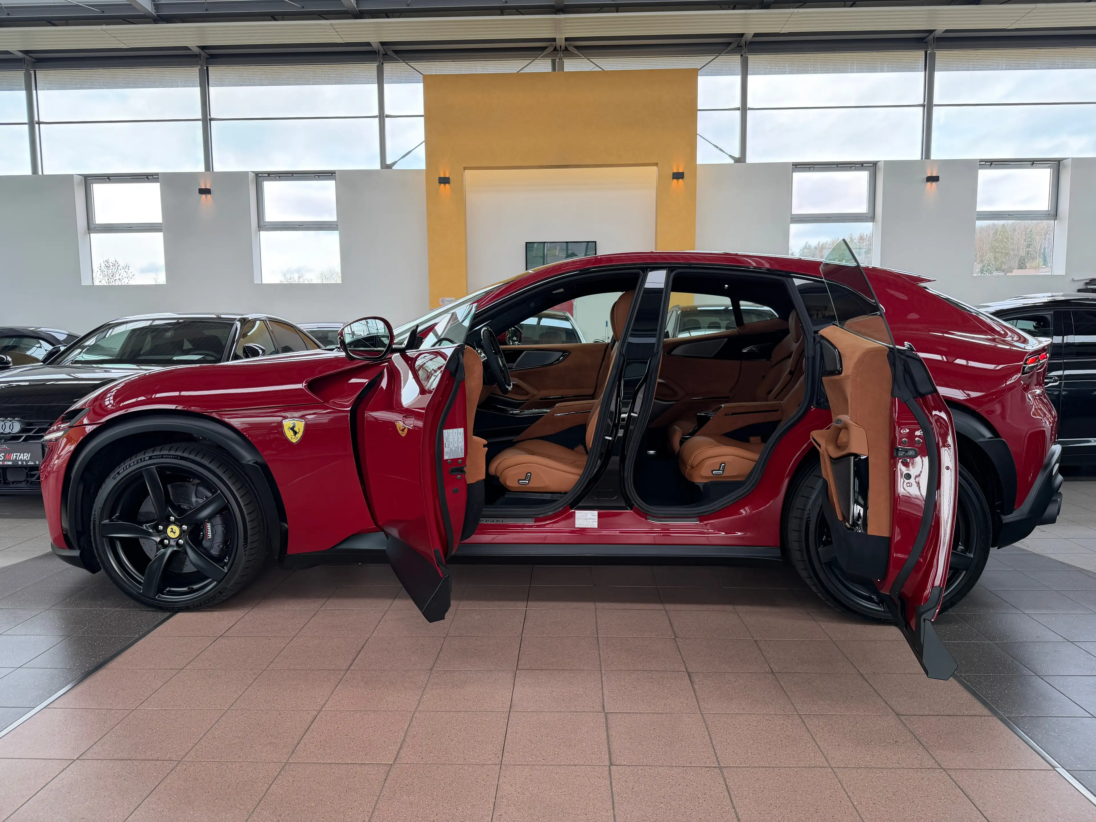 Ferrari Purosangue V12 MY 2026 Lift Sound Matrix Carbon — photo 14