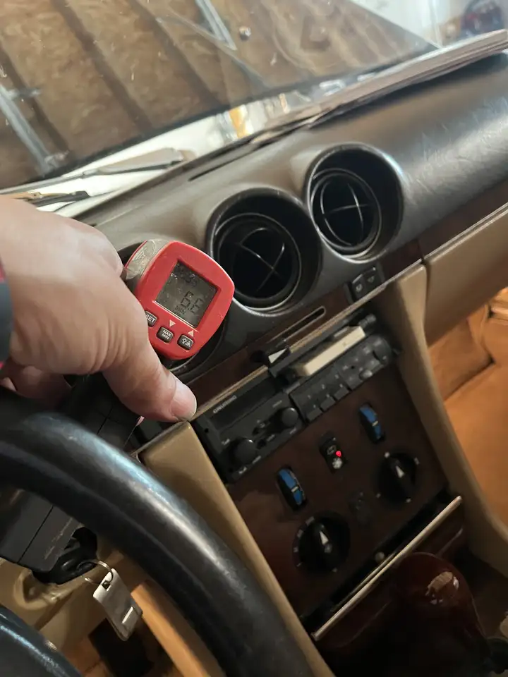 Mercedes-Benz SL 300 R107, foto 9