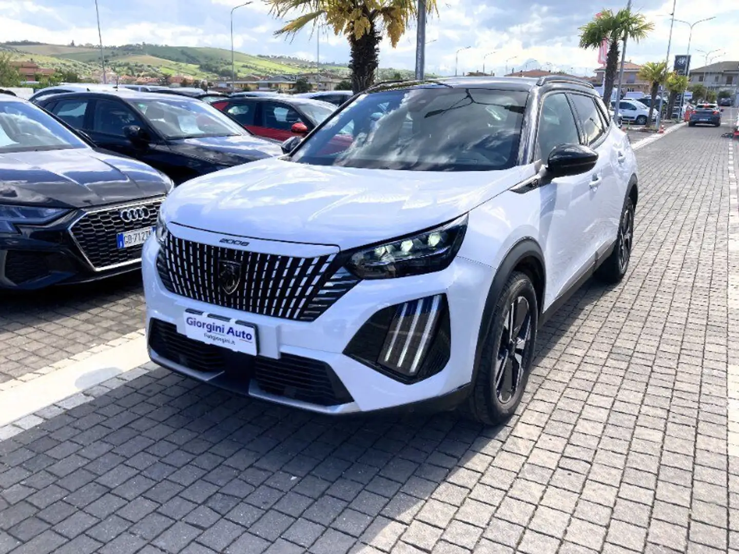 Peugeot 2008 2008 PureTech 130 S&S EAT8 GT Blanco - 1