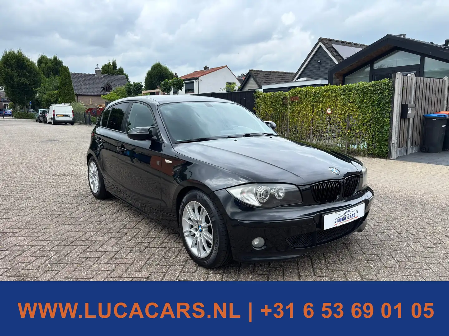 BMW 120 1-serie 120i 2X SLEUTEL + BOEKJES! NIEUWE APK! Noir - 2