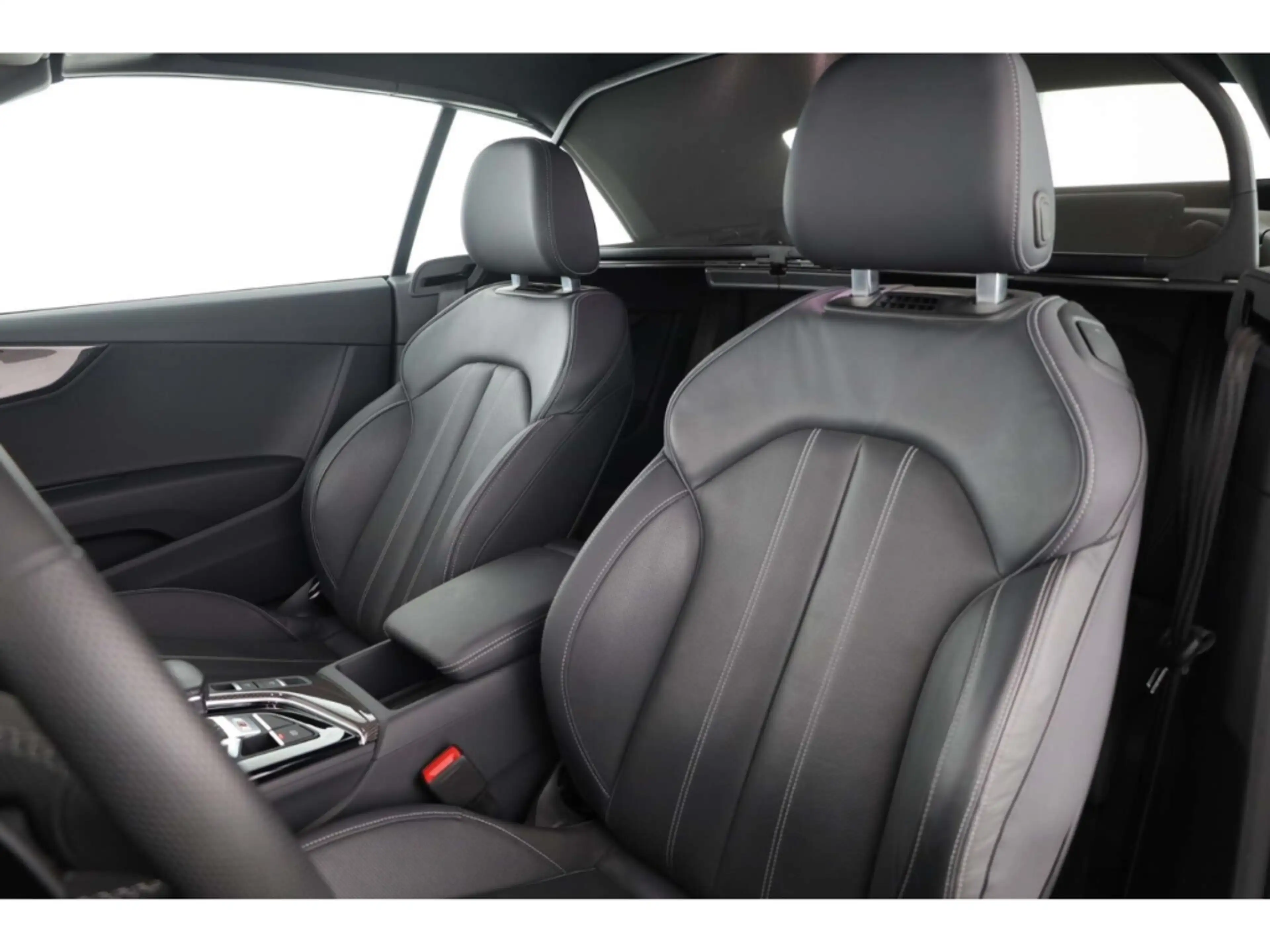 Audi S5 Cabriolet TFSI quattro competition edition plus — photo 10