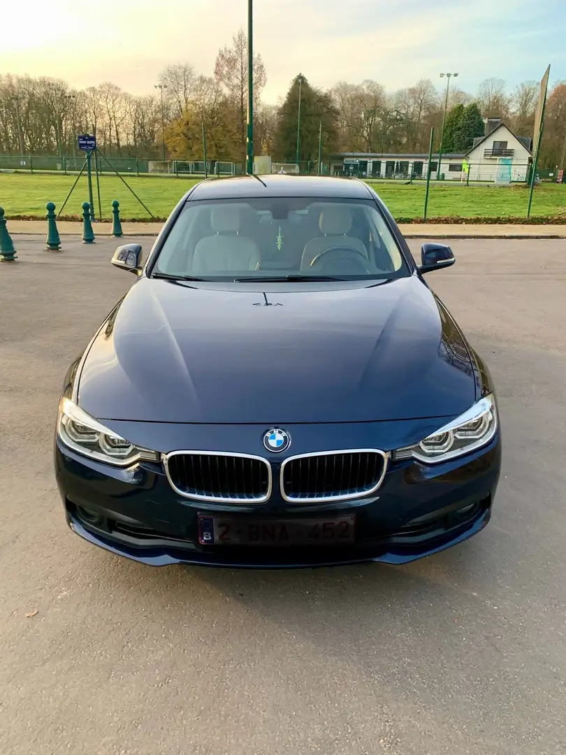 BMW 318 Touring 318iA - 1