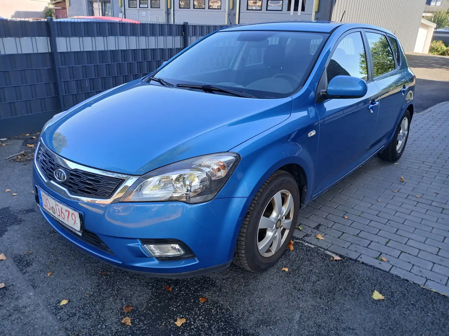 Kia Ceed / cee'd 1.4 Spirit Klima Alu Blau - 1
