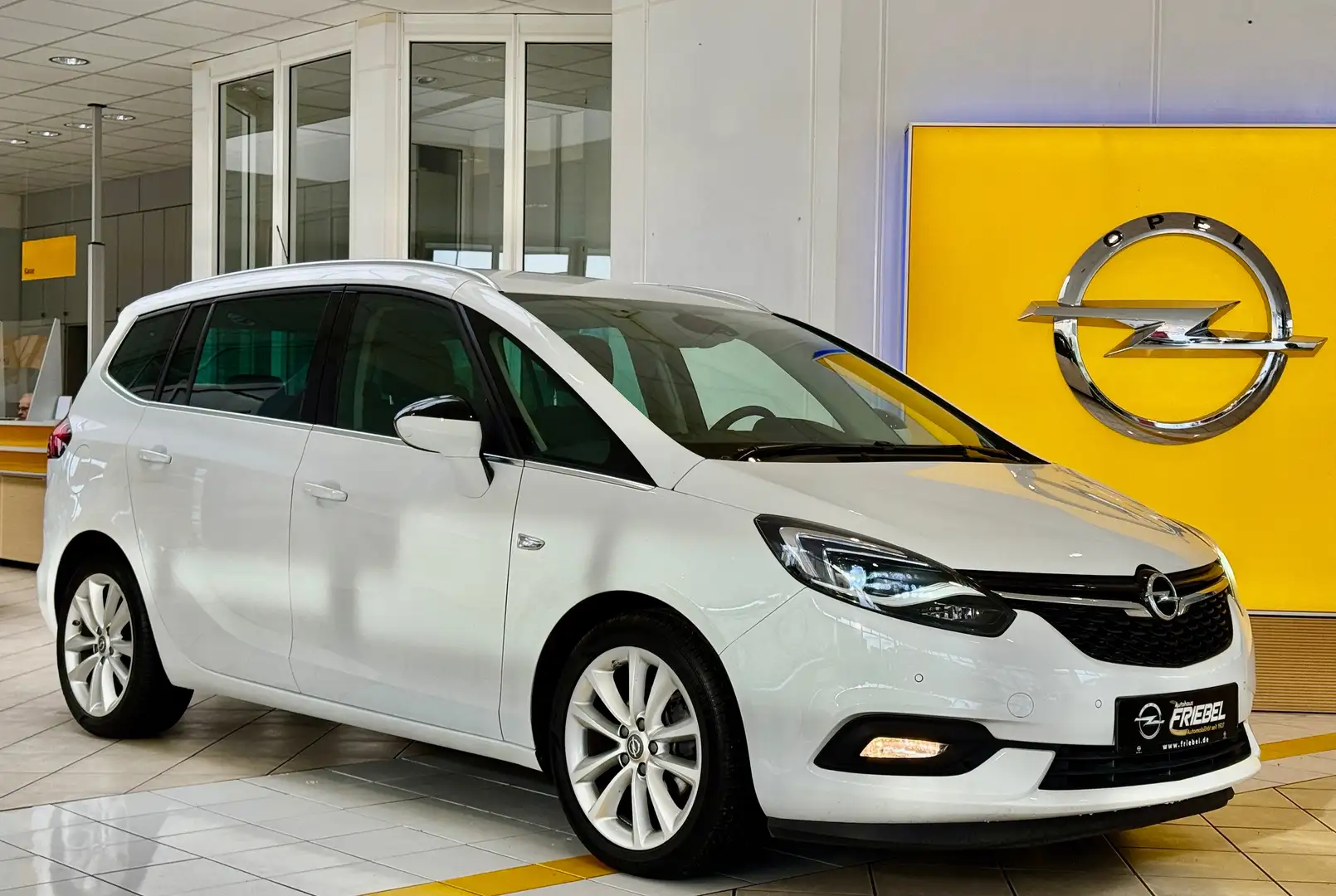 Opel Zafira ON/7Sitze/Kam/Sitzh/Lenkhzg/AGRSitze/LED/Klimaaut Weiß - 1