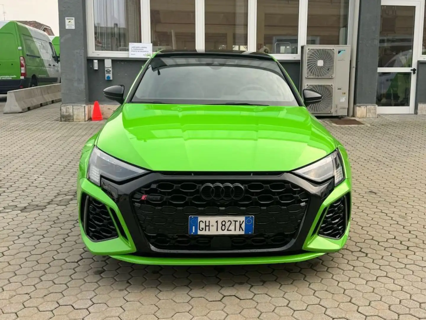 Audi RS3 A3 IV 2020 Sportback 2.5 tfsi quattro s-tronic Verde - 2