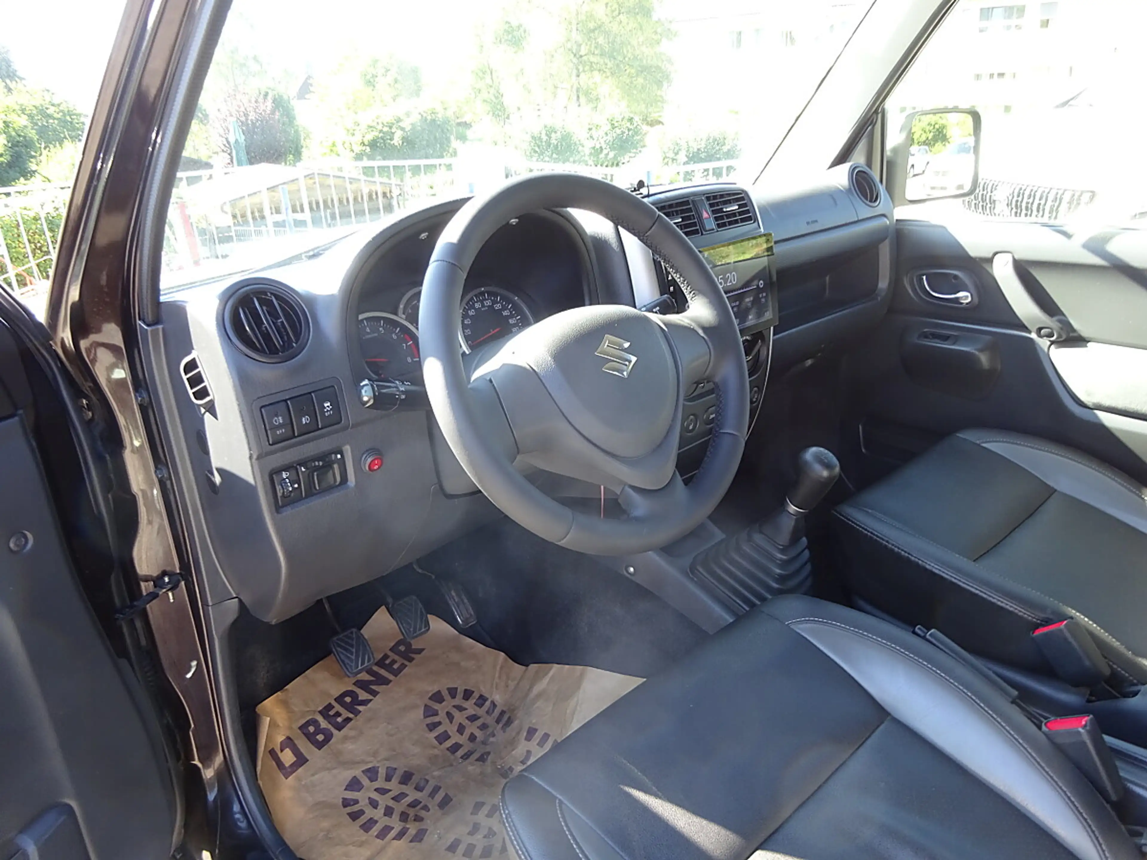 Suzuki Jimny 1,3 VX L3 deluxe,"Ranger",Leder, Klima, Sitzhei... — photo 12