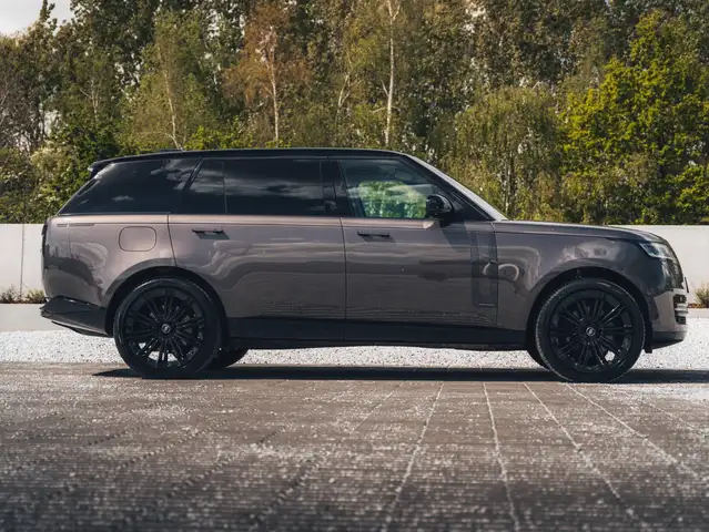 Land Rover Range Rover view 5