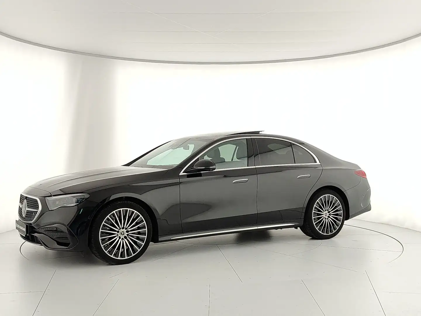 Mercedes-Benz E 220 Classe E Berlina Exclusive PremiumPlus 4matic auto Nero - 2
