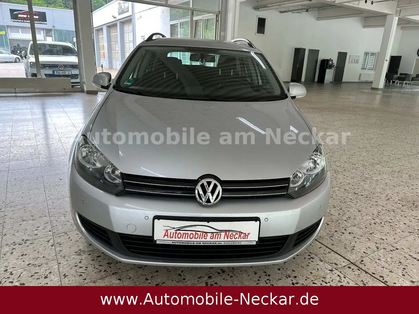 Volkswagen Golf VI 1.6 TDi Comfortline BlueMotion-DSG AHK Silber - 2