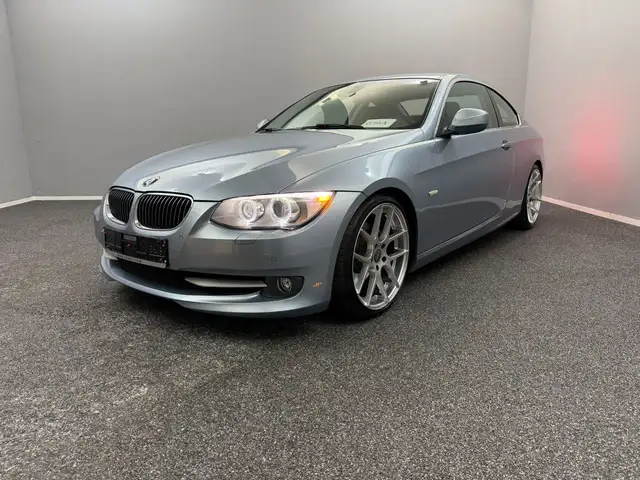 BMW 325 i Coupe SCHALTER*19Z ZP*PDC*PROFESSIONAL