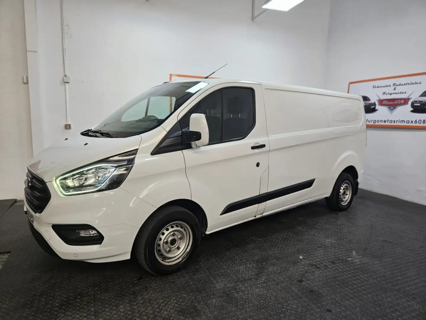 Ford Transit Custom FT 300 L2 Van DCb. Trend 130 Bianco - 2