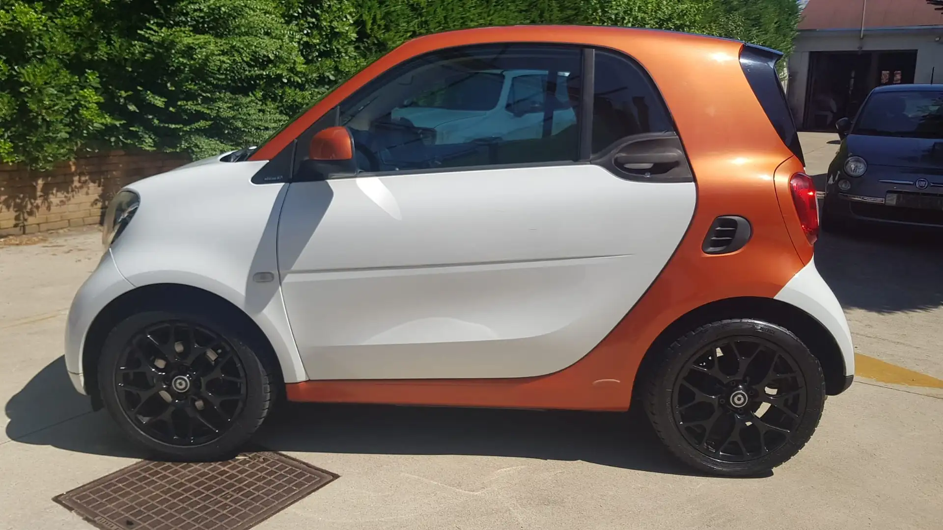 smart forTwo Fortwo III 2015 1.0 Urban (sport edition1) 71cv Bianco - 2