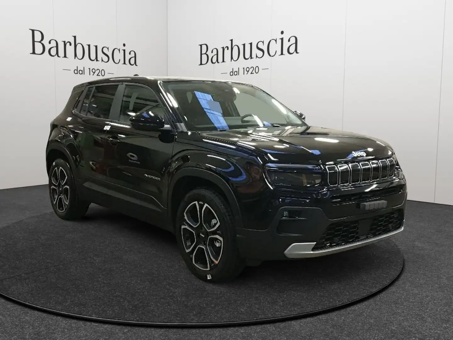 Jeep Avenger - 1.2 turbo Summit fwd 100cv Schwarz - 2