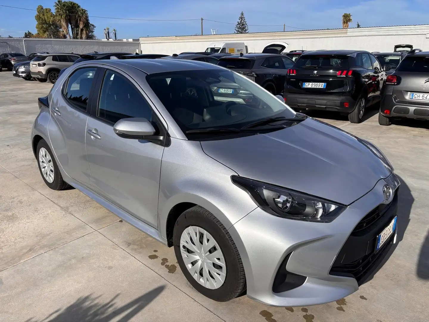 Toyota Yaris Yaris 1.5 Hybrid 5 porte Active Business Pack Argento - 1