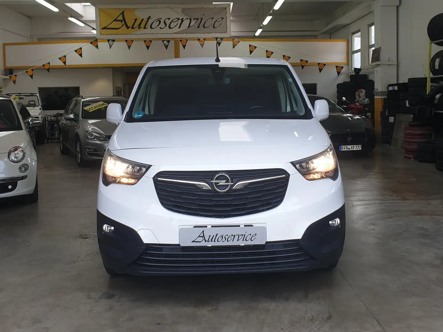 Opel Combo Cargo Edition 2021 130cv Bianco - 1