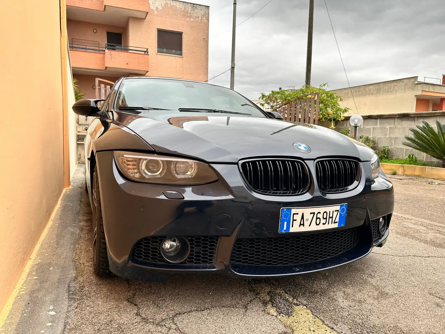 BMW 330 330xd Coupe Attiva Blue - 1