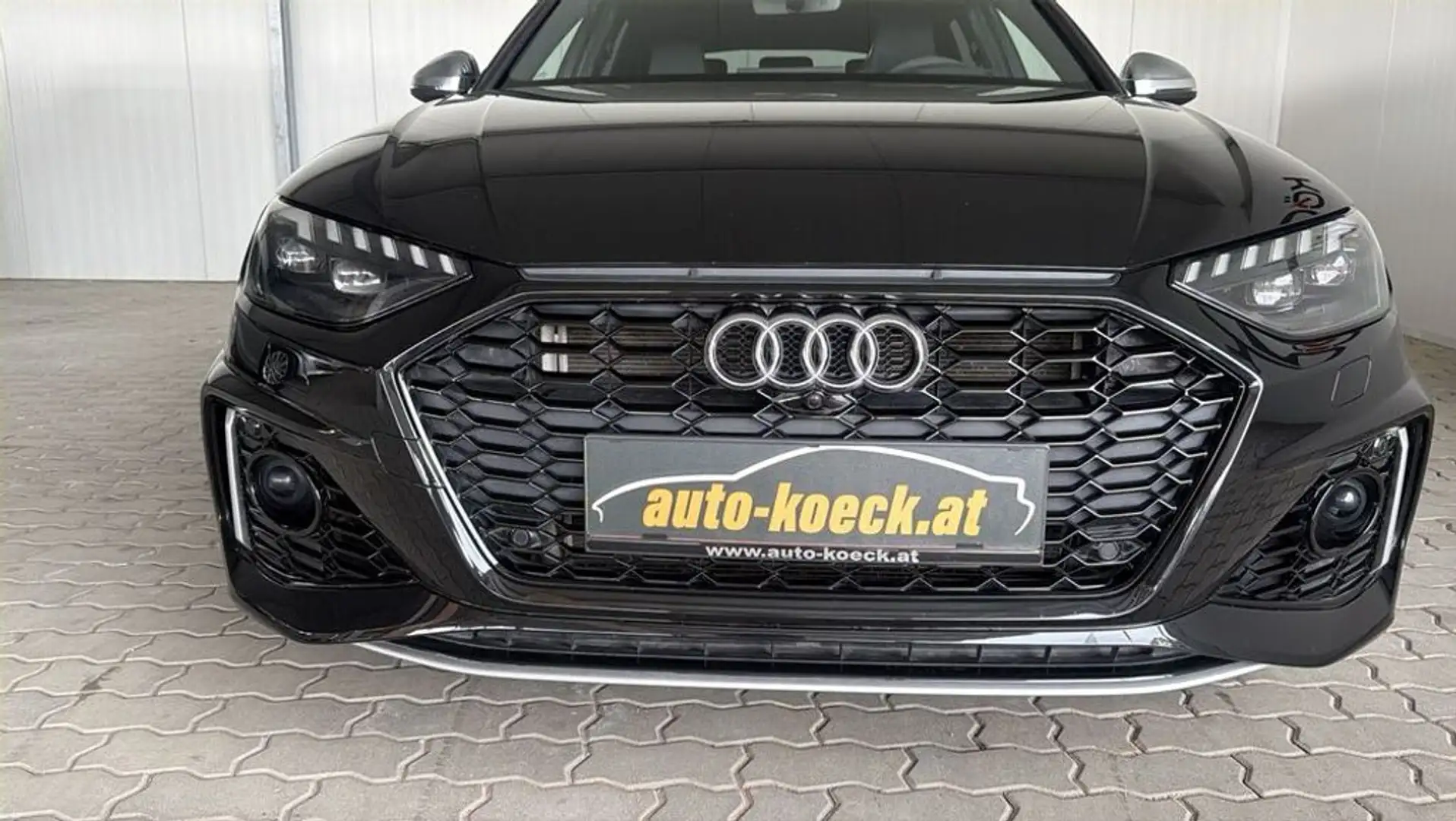 Audi RS4 A4 quattro Schwarz - 2