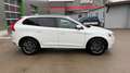 Volvo XC60 Kinetic 2WD / Sitzheizung / Navi / 8-Fach Biały - thumbnail 4