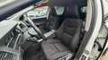 Volvo XC60 Kinetic 2WD / Sitzheizung / Navi / 8-Fach Biały - thumbnail 11