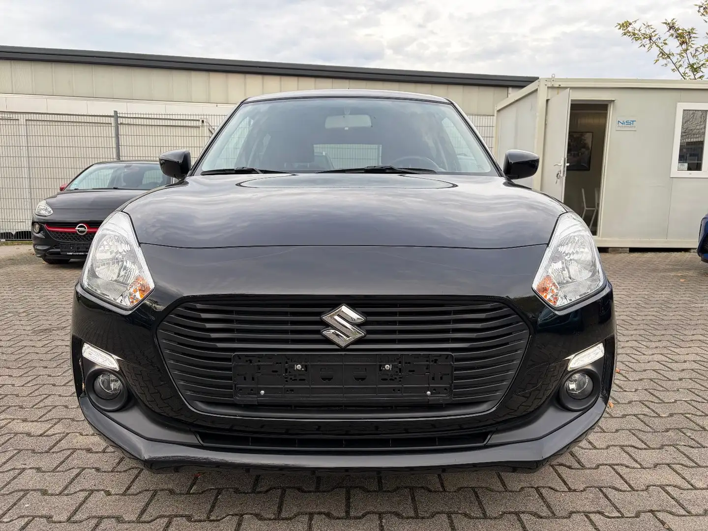 Suzuki Swift 1.2 Hybrid 4x4/1.Hand/Sitzheiz./Kamera/AHK Schwarz - 2