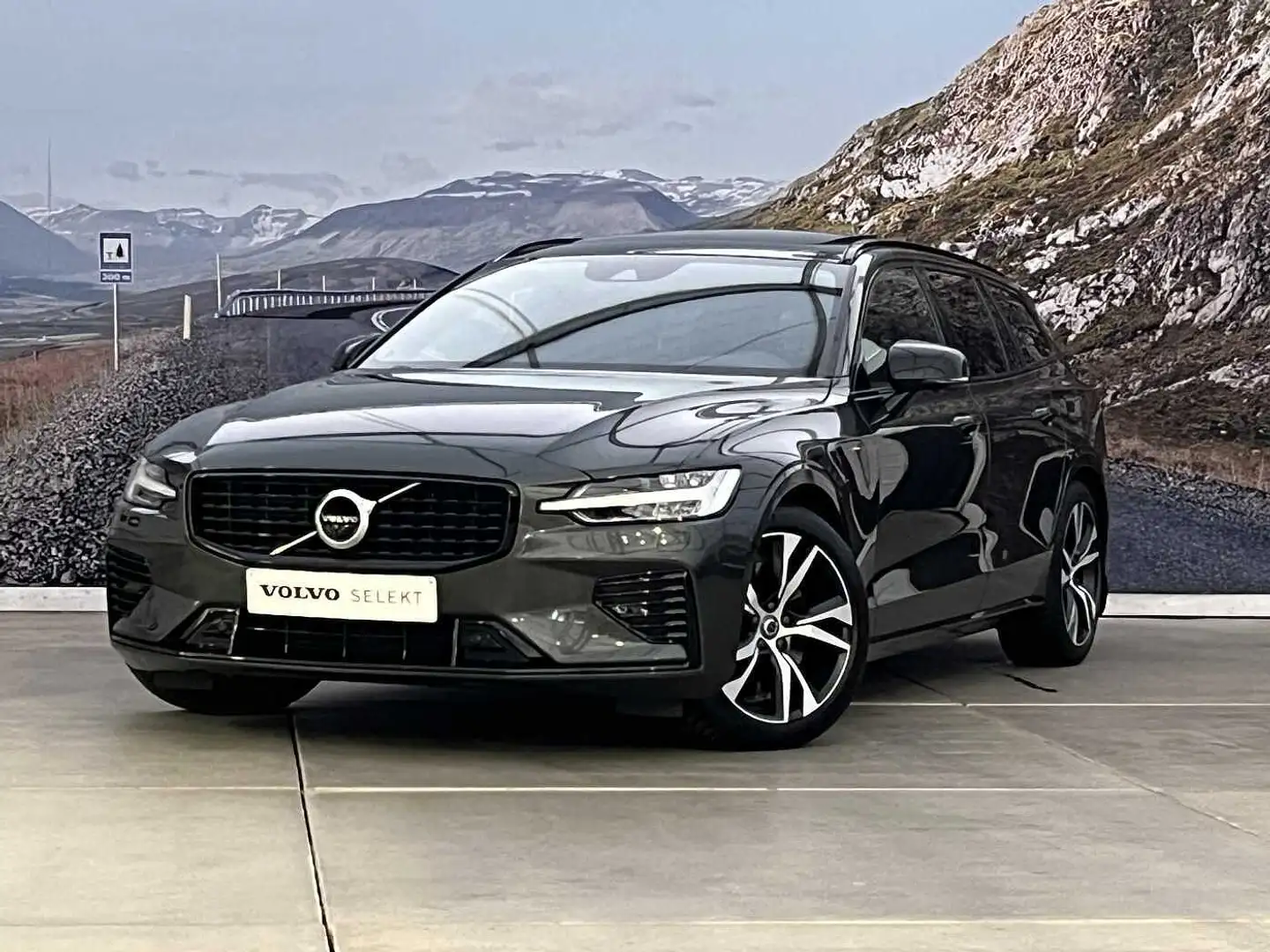 Volvo V60 T6 R-DESIGN Gris - 1