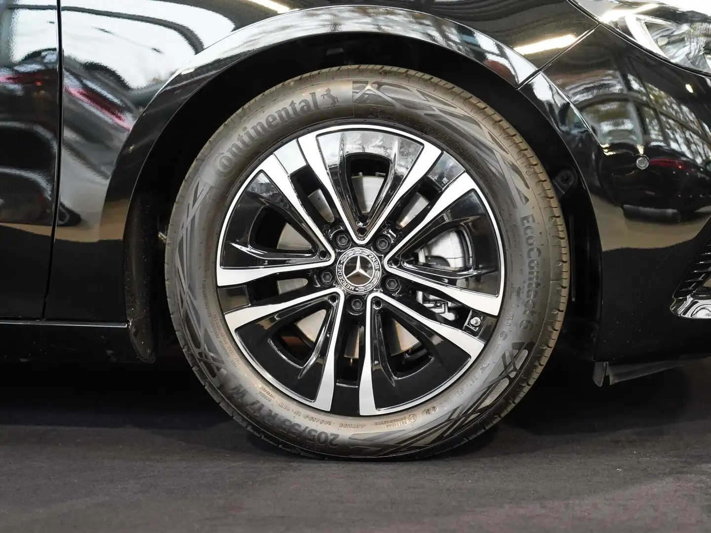 Mercedes-Benz B 180 B 180 Progressive Kamera CarPlay Spurhalte DAB Schwarz - 2