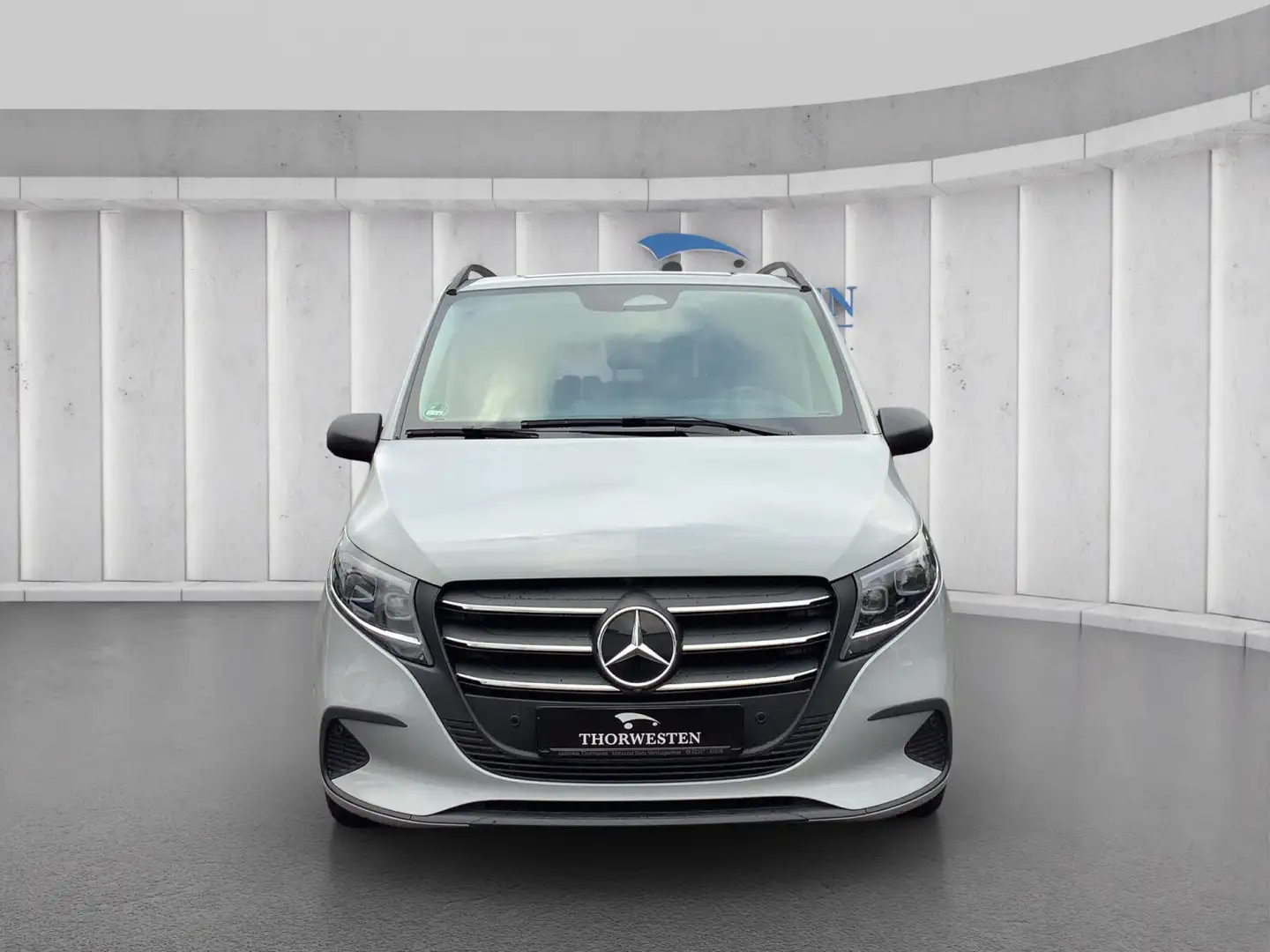 Mercedes-Benz Vito Vito Tourer 124CDI AHK 4x4 Standh. 8fach bereift Grau - 2