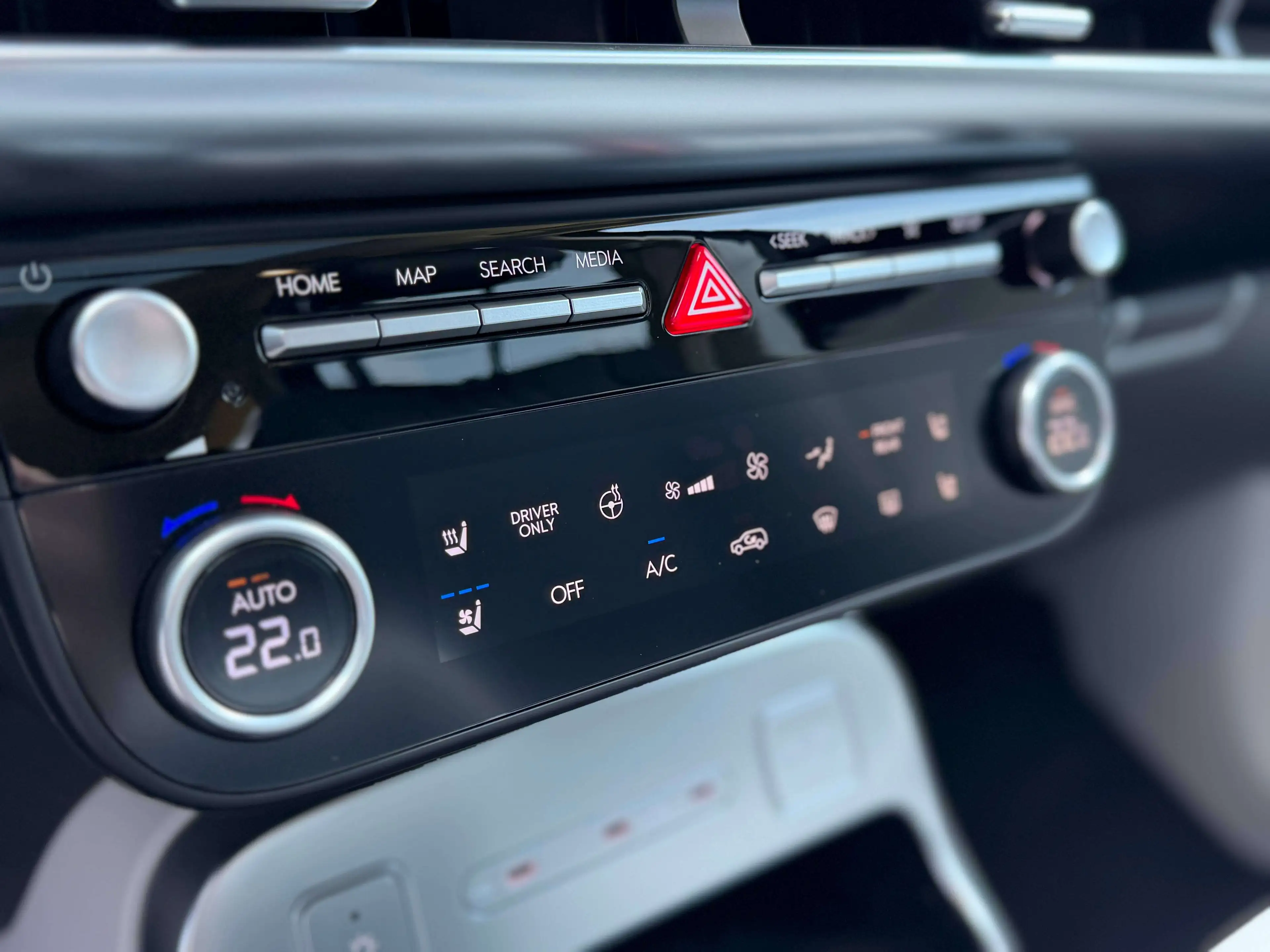 Hyundai IONIQ 9 Calligraphy 110 kWh AWD Performance | Directiewage — photo 15
