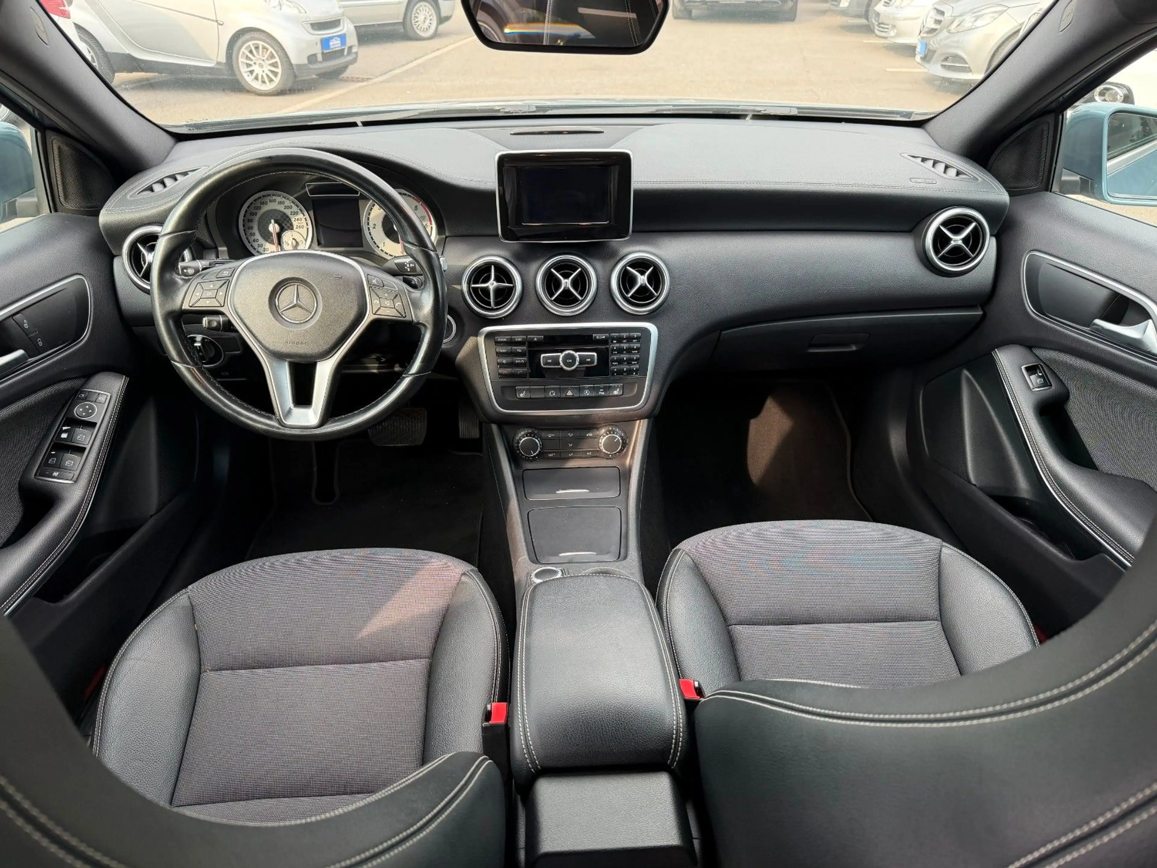Mercedes-Benz A 180 A A 180 CDI BlueEfficiency 2Style — photo 10