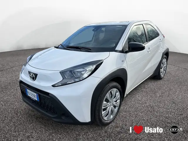 Toyota Aygo X 1.0 Active 72cv