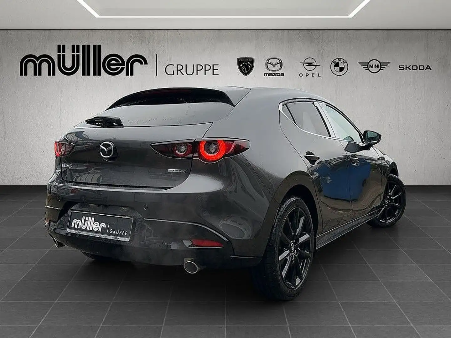 Mazda 3 G 140 PS 6AT FWD HOMURA Grau - 2