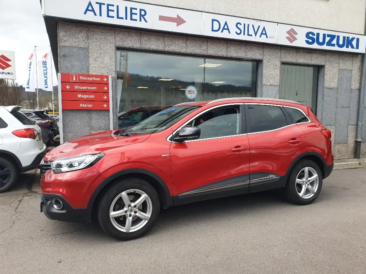 Renault Kadjar Kadjar 1.2 TCe Bose Edition EDC Rouge - 1