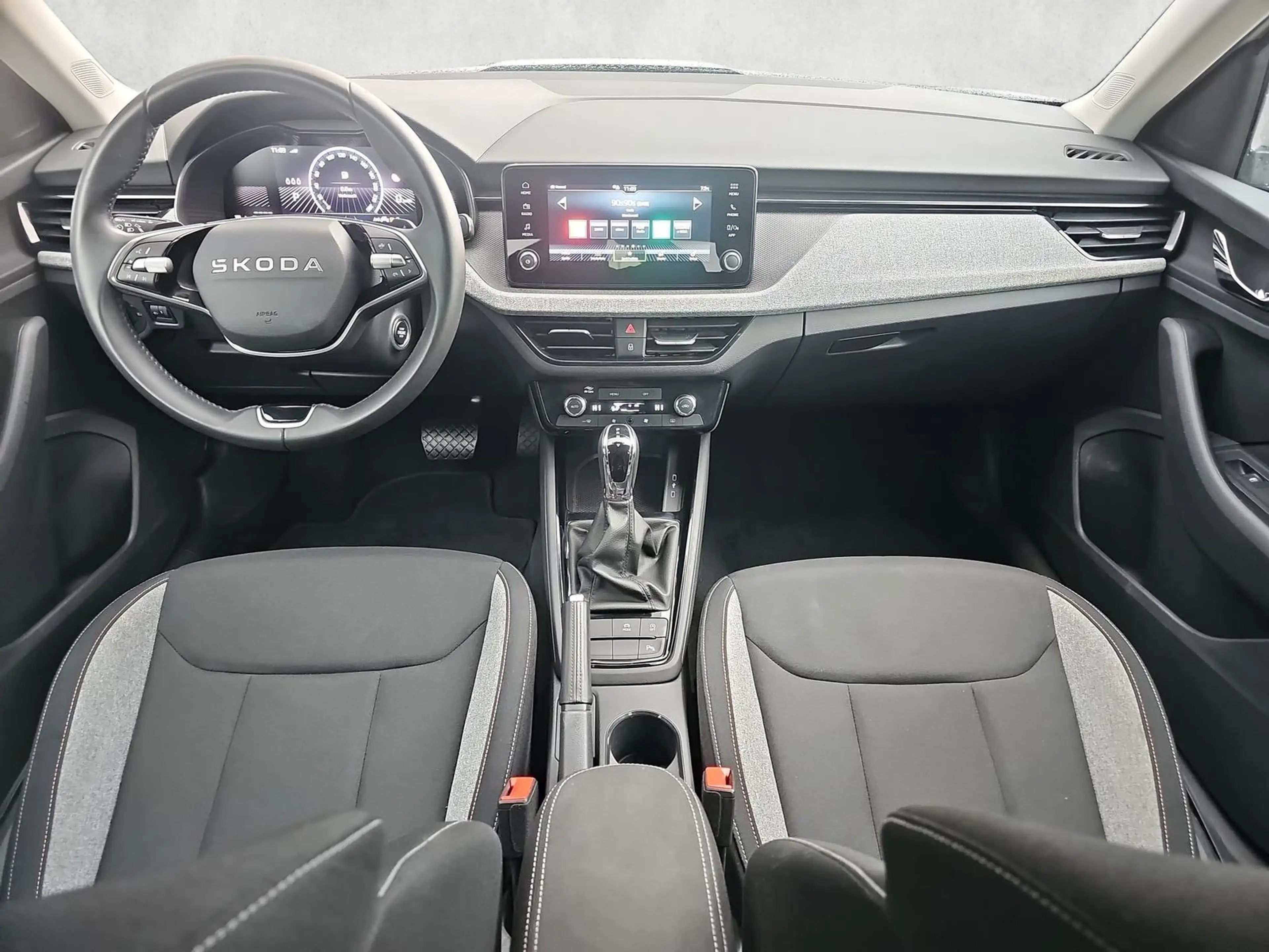 Skoda Kamiq Selection 1.0 TSI DSG Tempomat SmartLink 85 kW ... — photo 11