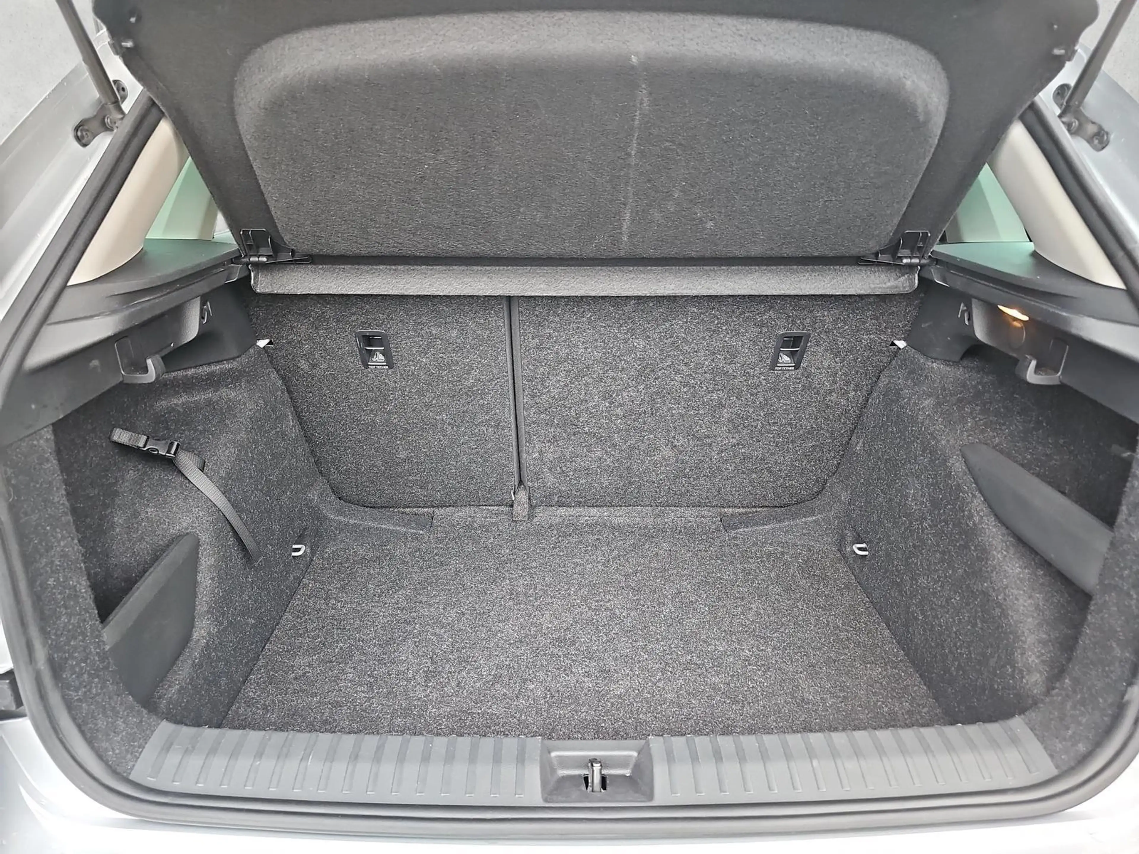 Skoda Kamiq Selection 1.0 TSI DSG Tempomat SmartLink 85 kW ... — photo 14
