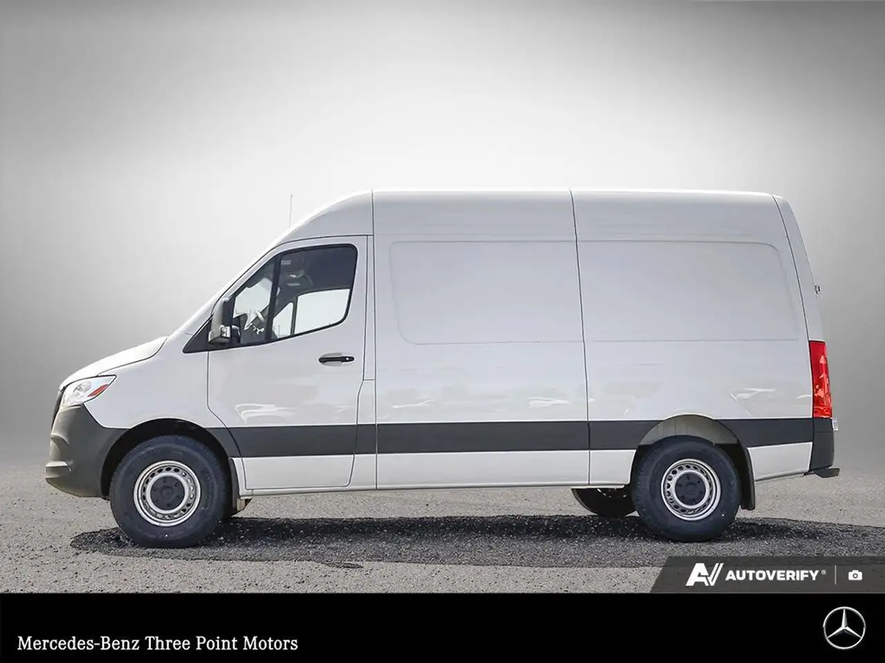 Mercedes-Benz Sprinter снимка Mercedes-Benz Sprinter