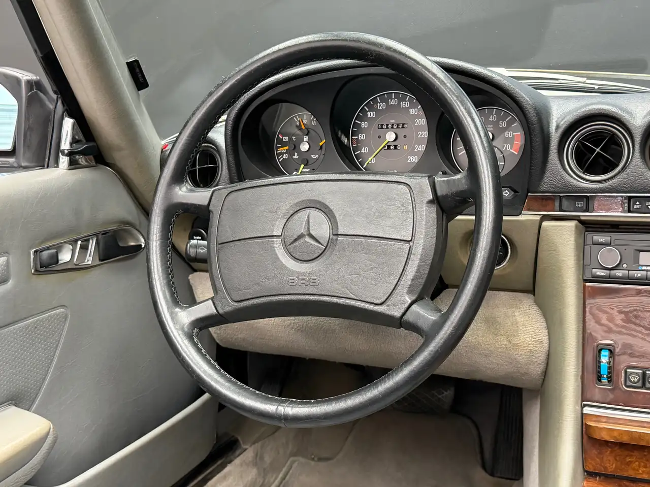 Mercedes-Benz SL 560 R107 Cabriolet 1986 Version européenne, foto 12
