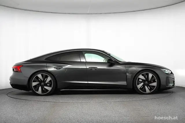 Audi e-tron GT RS quattro 21" BLACK LASER B&O PANO DESIGN Ansicht 44