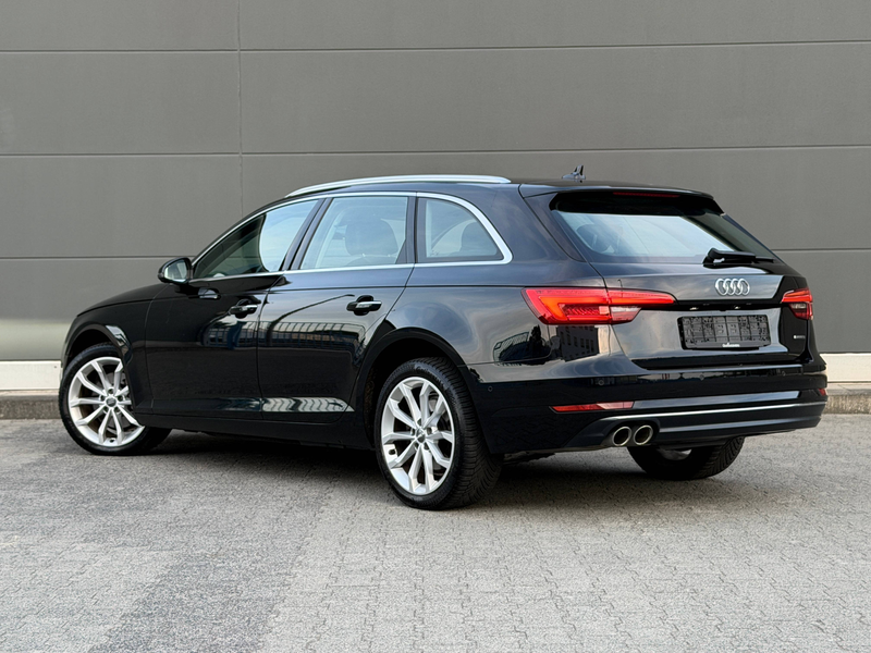 Audi A4 quattro design 360°Kam Pano Matrix LED Memory-Sitze Ambientelicht Plus — photo 4