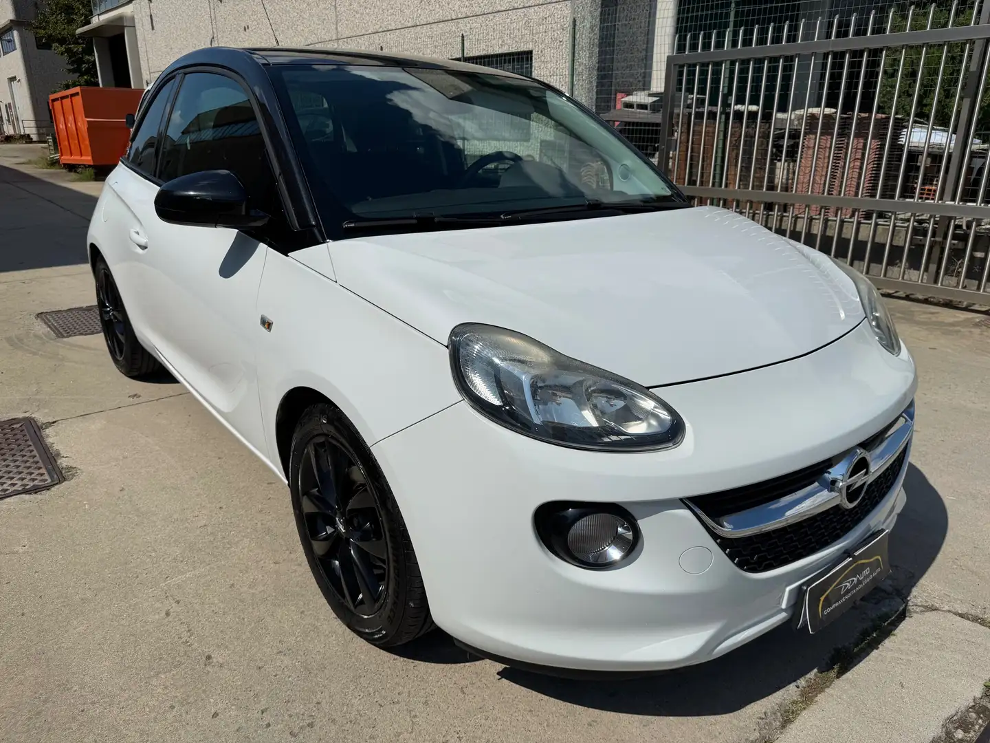 Opel Adam Adam 1.2 Glam 70cv Blanc - 1