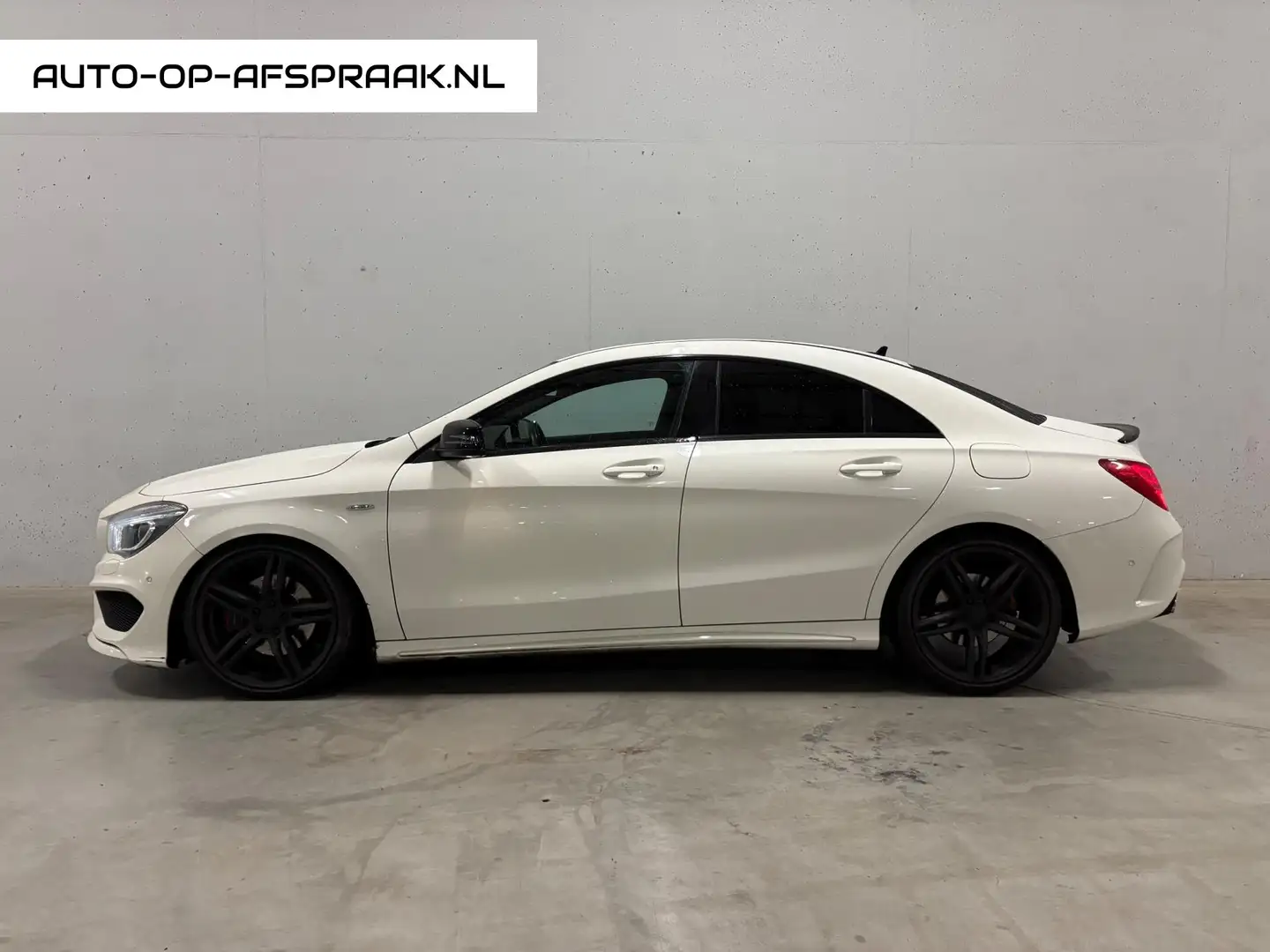 Mercedes-Benz CLA 250 Edition 1 AMG Aut. Leer Harman/Kardon Blanc - 1